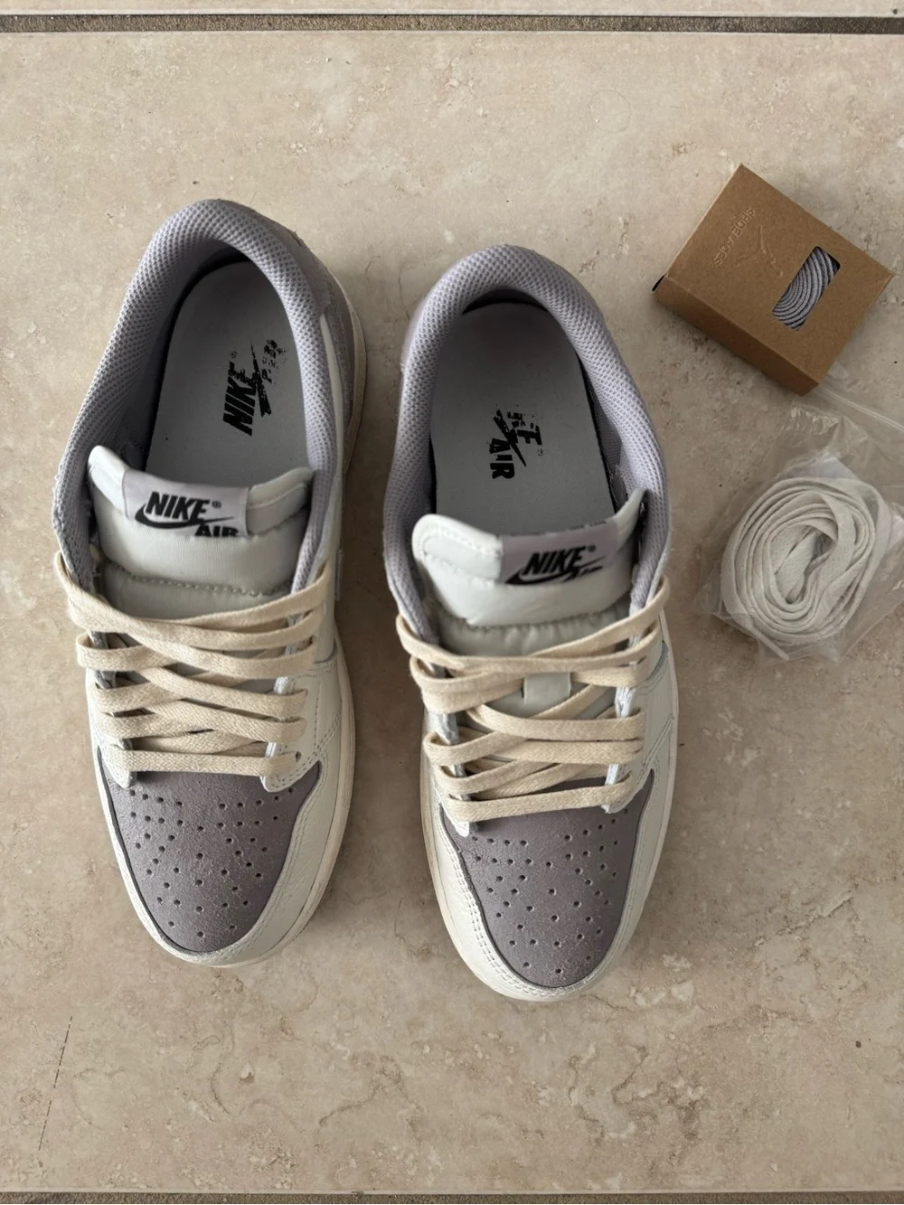 Air Jordan 1 Retro Low OG Atmosphere Grey. Size US Men’s 7.5